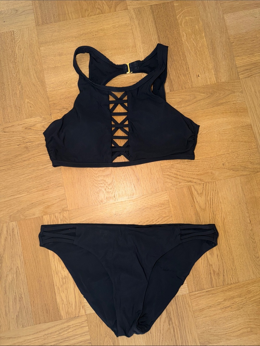 Red Carter Black High-Neck Strappy Bikini Set